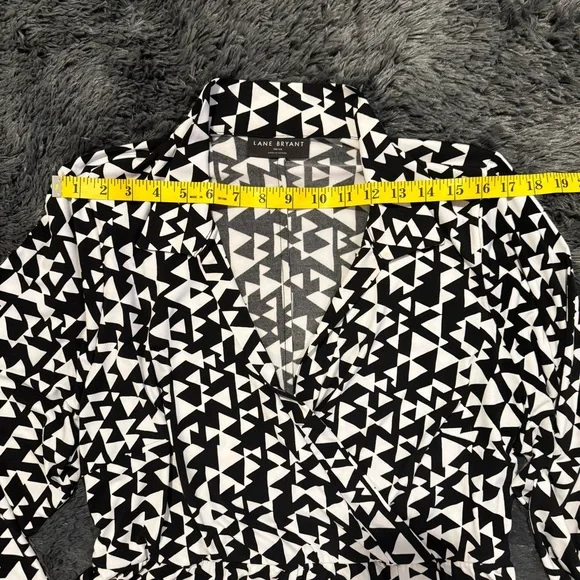 Lane Bryant Black and White Triangle Pattern Dress - Picture 4 of 9